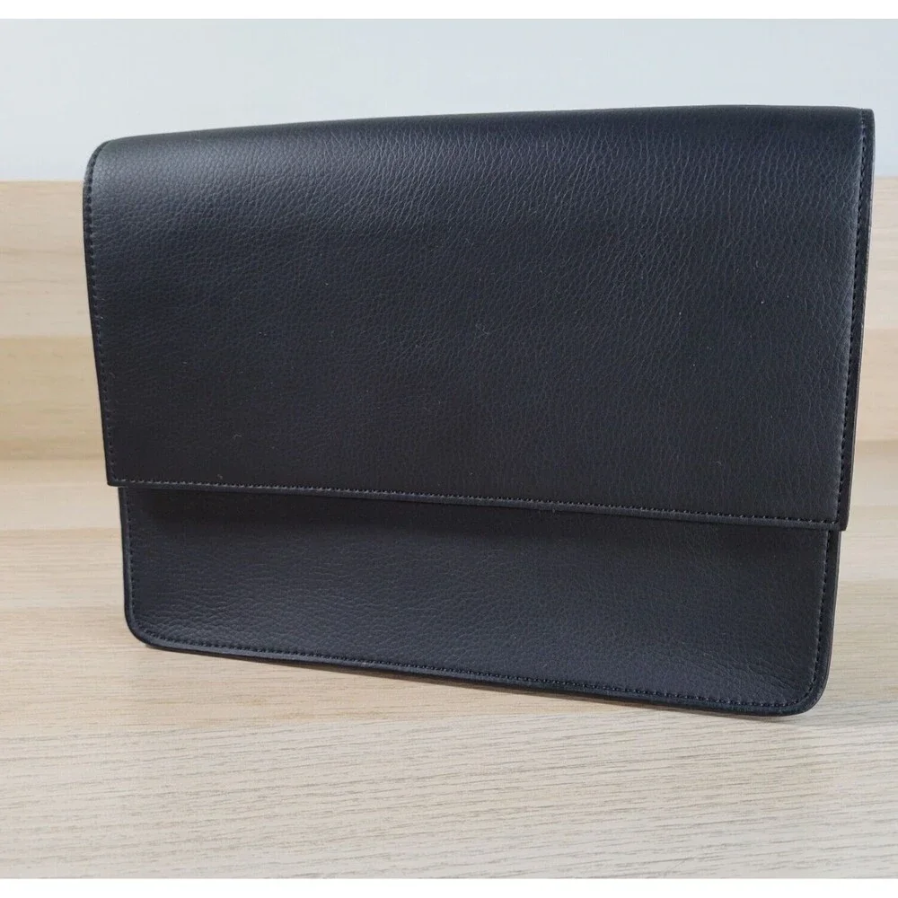 Von Holzhausen Black Magnetic Clutch Wallet Pouch Vegan Leather Hand Held Purse